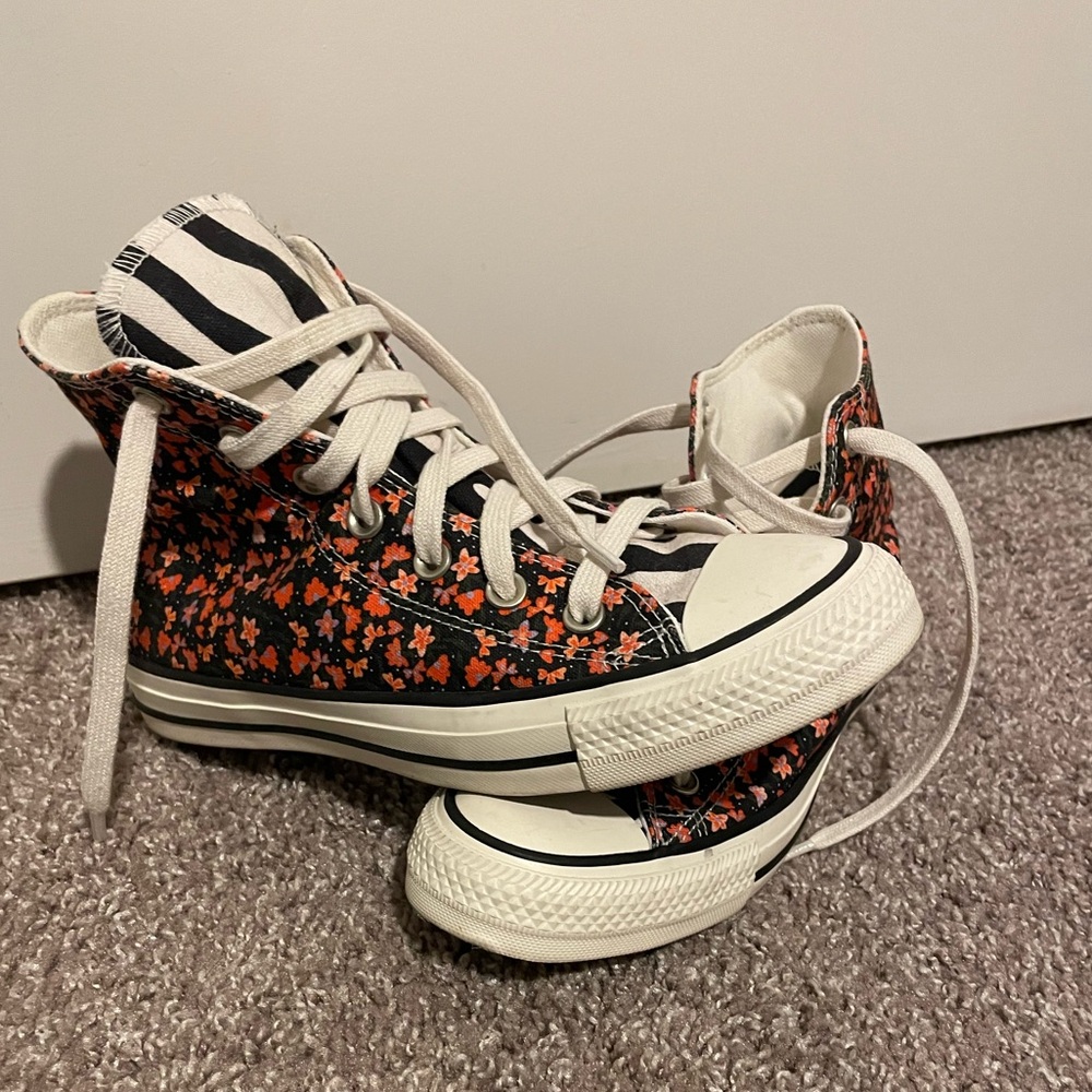 Converse